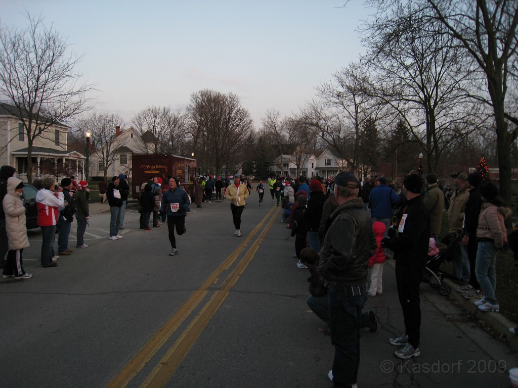 Holiday Hustle 5K 2009 500.jpg - The 2009 running of the Holiday Hustle 5K put on by Running Fit in Dexter Michigan on a sunny but 28 degree on December 5, 2009.